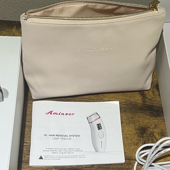 IPL Laser Hair Removal Device - Picture 5 of 7
